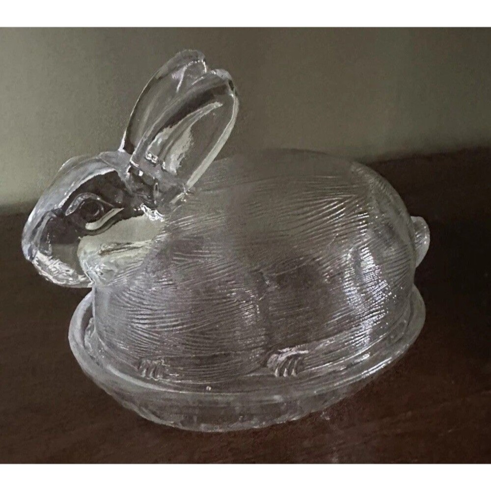 Vintage LE Smith Glass Clear Nesting Rabbit Bunny On Nest Candy Dish Easter